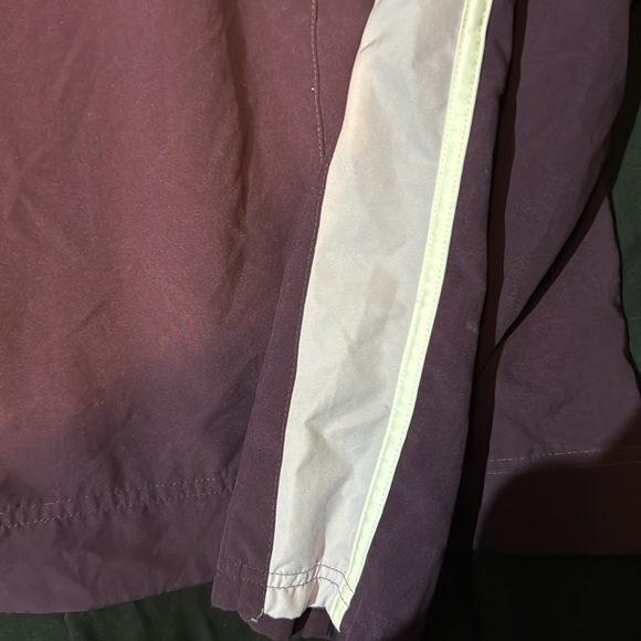 Nike warm-up jacket women’s small purple, pink and white - Picture 6 of 7